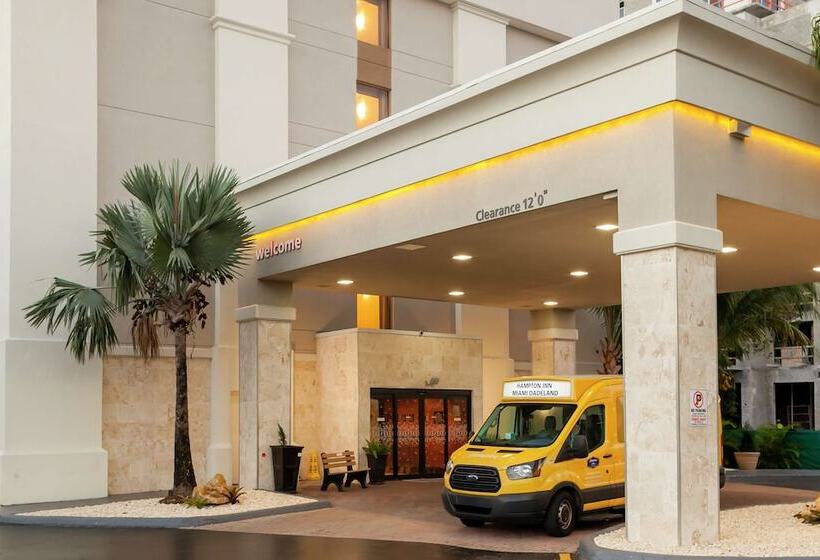 בית מלון כפרי Hampton Inn Miami Dadeland