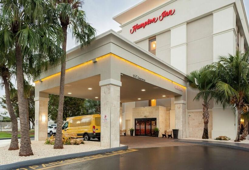 בית מלון כפרי Hampton Inn Miami Dadeland