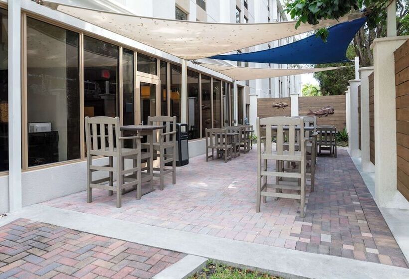 בית מלון כפרי Hampton Inn Miami Dadeland