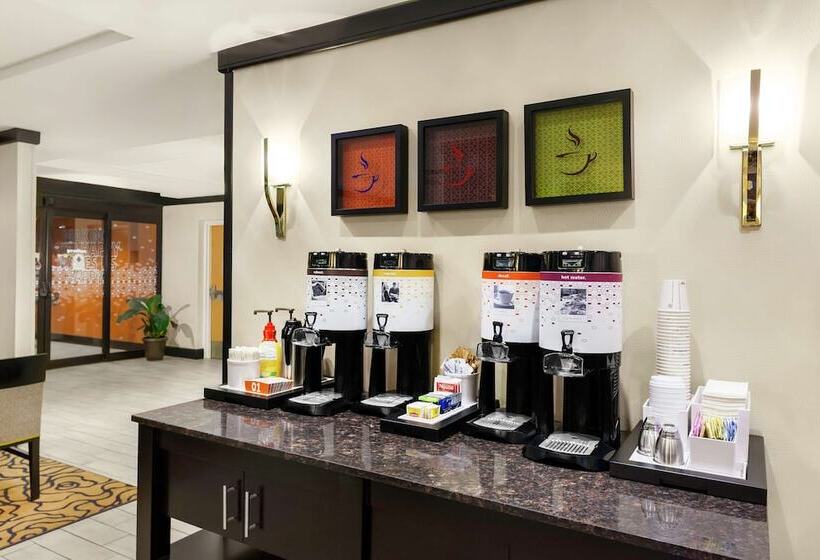 בית מלון כפרי Hampton Inn Miami Dadeland