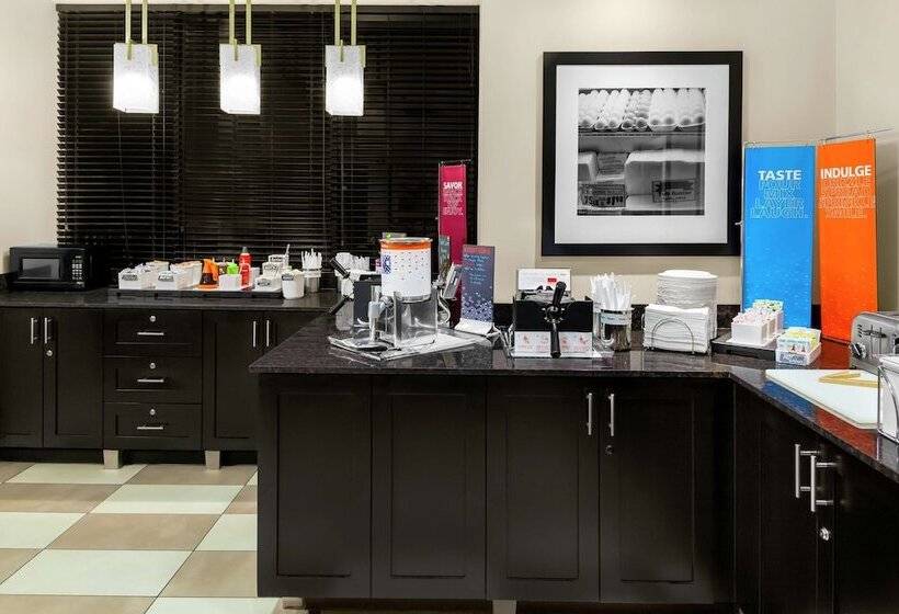 בית מלון כפרי Hampton Inn Miami Dadeland