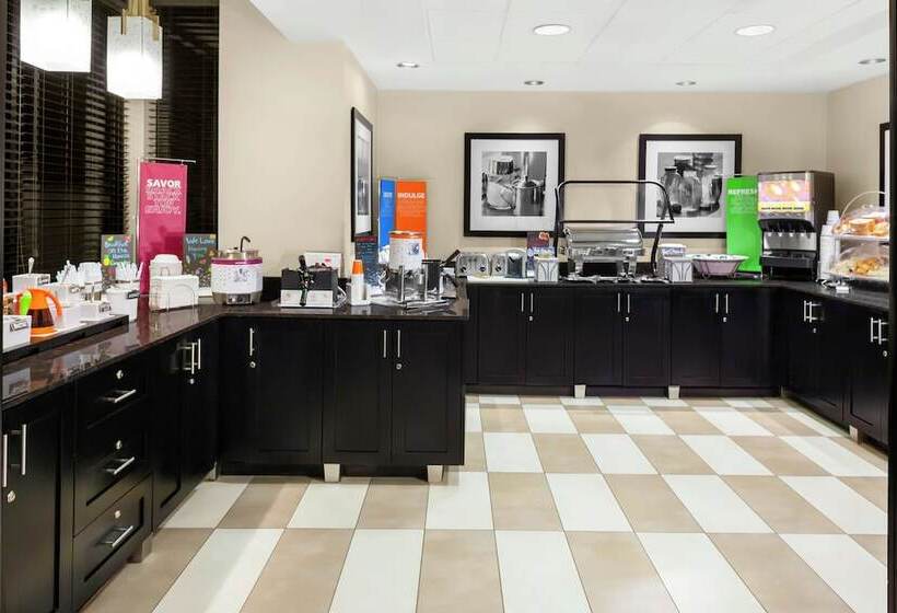 בית מלון כפרי Hampton Inn Miami Dadeland