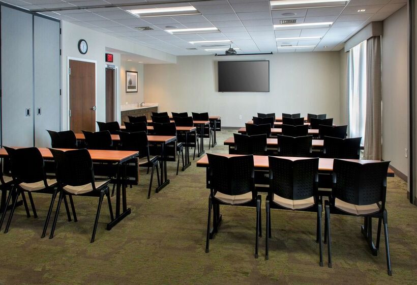 בית מלון כפרי Hampton Inn By Hilton Middletown