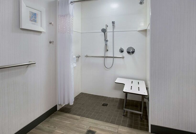 בית מלון כפרי Hampton Inn By Hilton Middletown