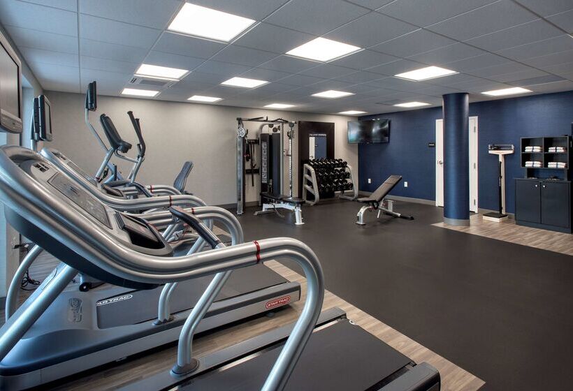 בית מלון כפרי Hampton Inn By Hilton Middletown