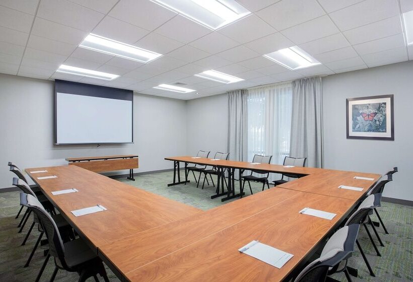 בית מלון כפרי Hampton Inn By Hilton Middletown