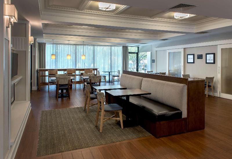 בית מלון כפרי Hampton Inn By Hilton Middletown