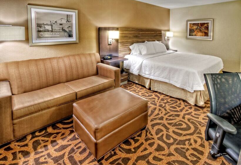 هتل Hampton Inn Midland