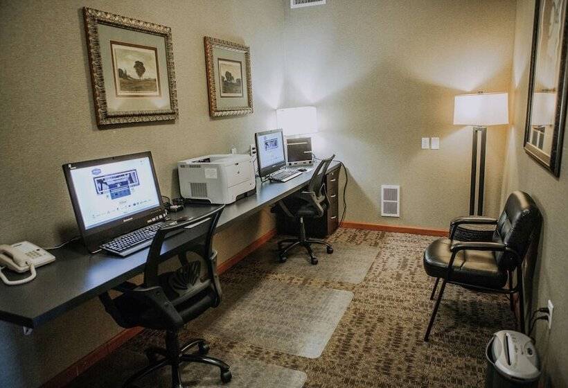 فندق Hampton Inn Mitchell