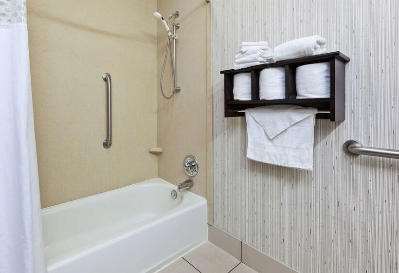 فندق Hampton Inn Monroe