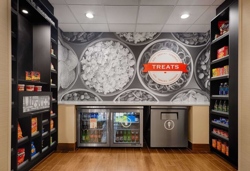 Отель Hampton Inn Morganton