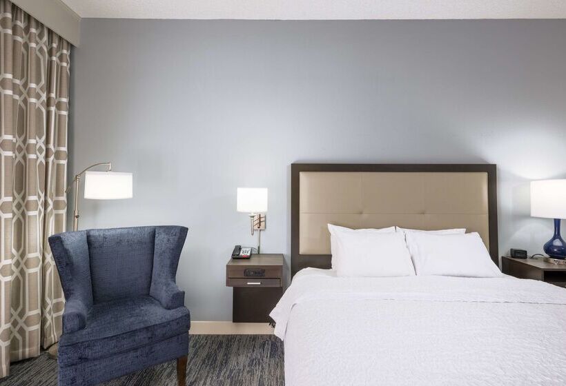 酒店 Hampton Inn Mount Airy