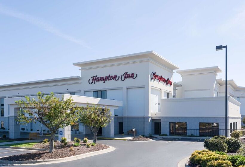 Отель Hampton Inn Mount Airy