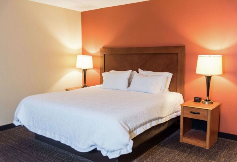 هتل Hampton Inn Muskegon