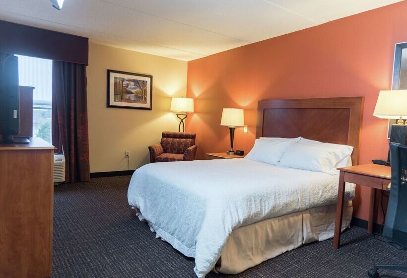 هتل Hampton Inn Muskegon