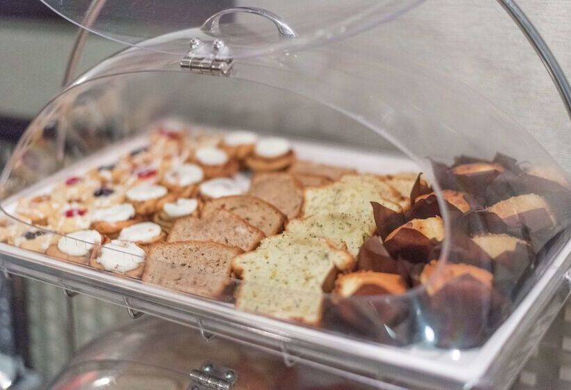 هتل Hampton Inn Muskegon