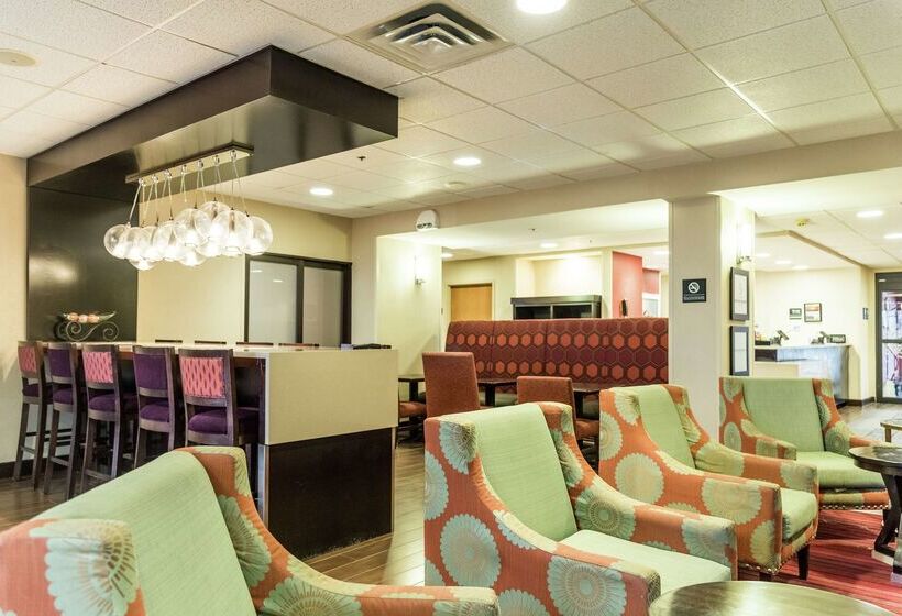 فندق Hampton Inn Muskegon