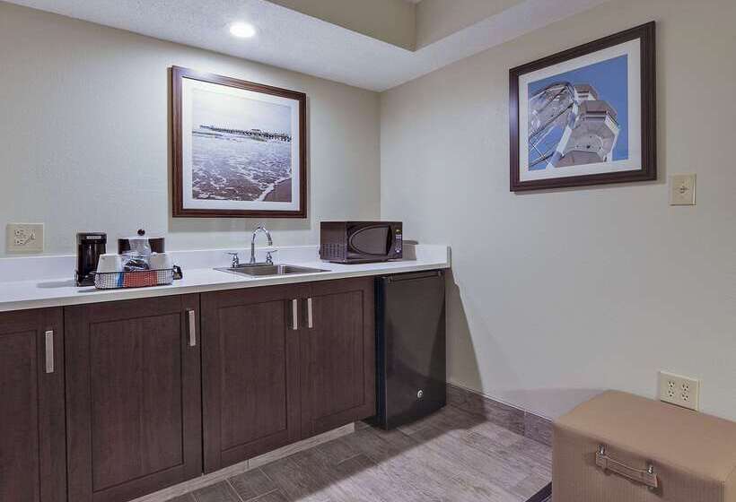 هتل Hampton Inn Myrtle Beach Broadway At The Beach