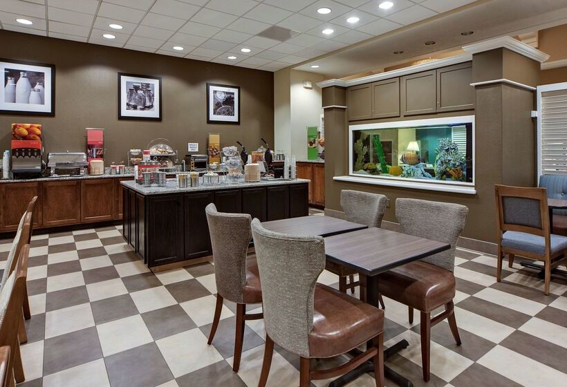 هتل Hampton Inn Myrtle Beach Broadway At The Beach