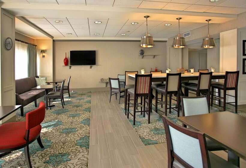 فندق Hampton Inn Natchitoches