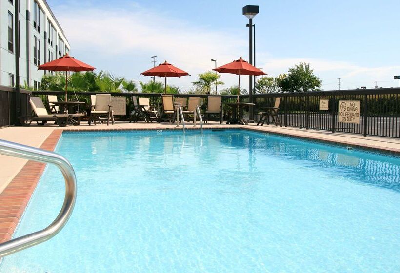فندق Hampton Inn Natchitoches