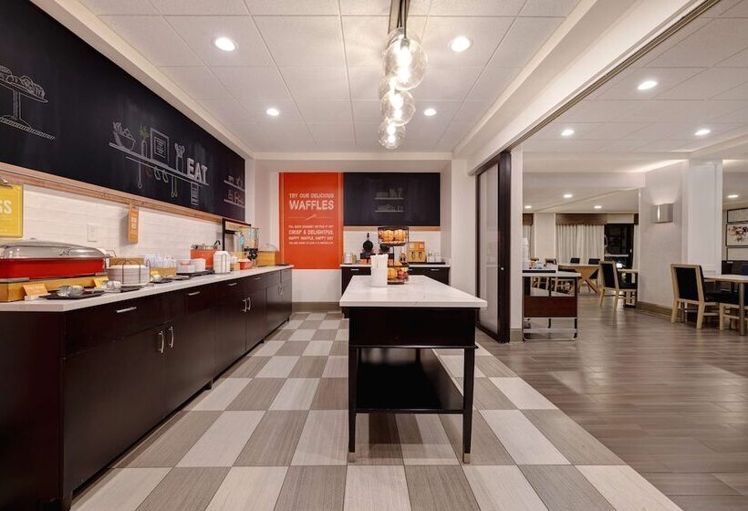 فندق Hampton Inn Natchitoches