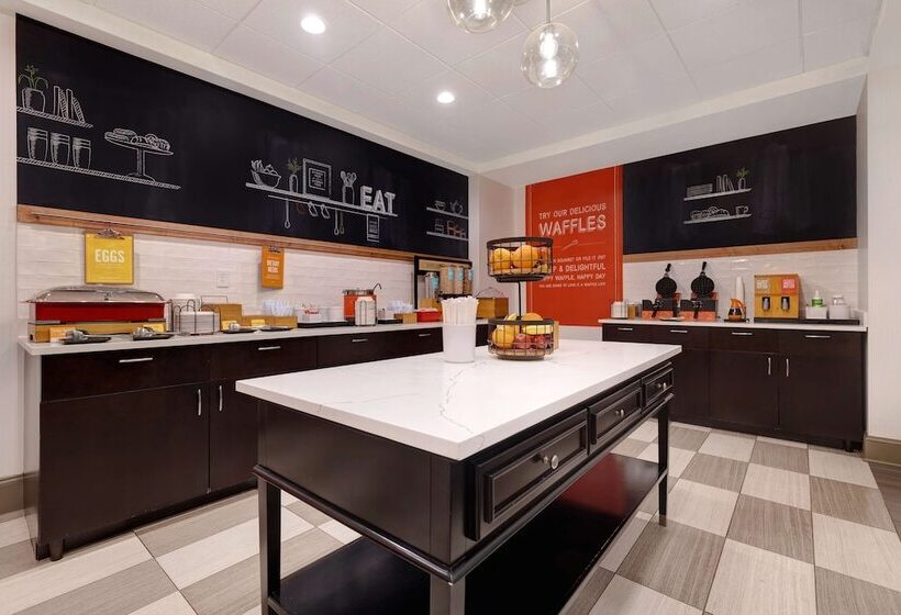 فندق Hampton Inn Natchitoches