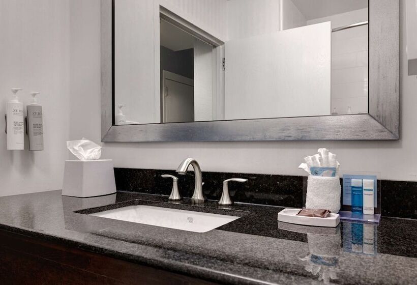 فندق Hampton Inn Natchitoches
