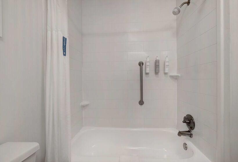 فندق Hampton Inn Natchitoches