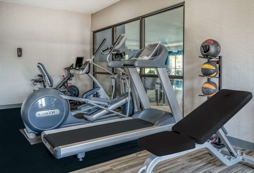 فندق Hampton Inn New Philadelphia