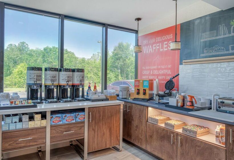 فندق Hampton Inn New Philadelphia