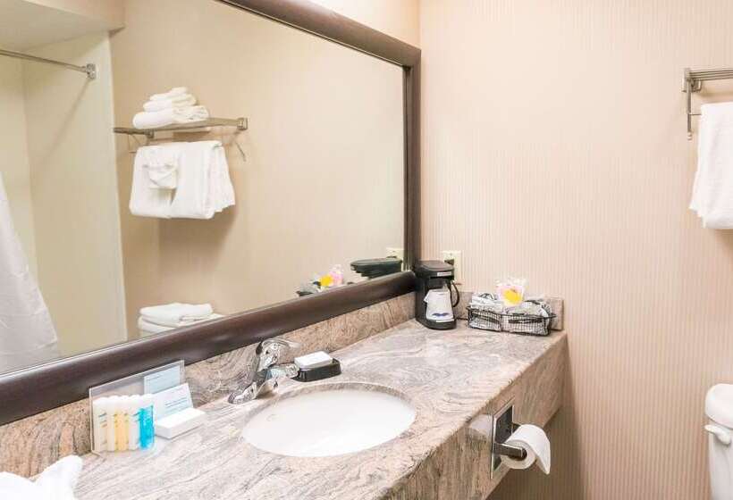 فندق Hampton Inn New Philadelphia