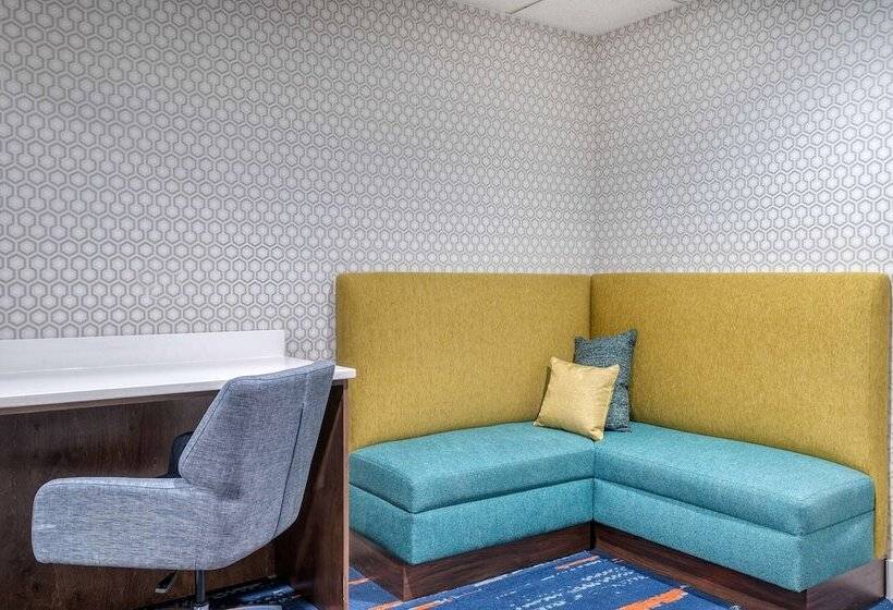 فندق Hampton Inn New Philadelphia