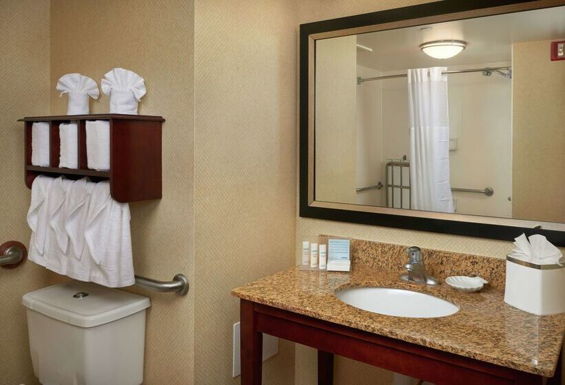 호텔 Hampton Inn Newport Newsyorktown