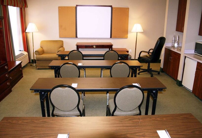 호텔 Hampton Inn Newport Newsyorktown