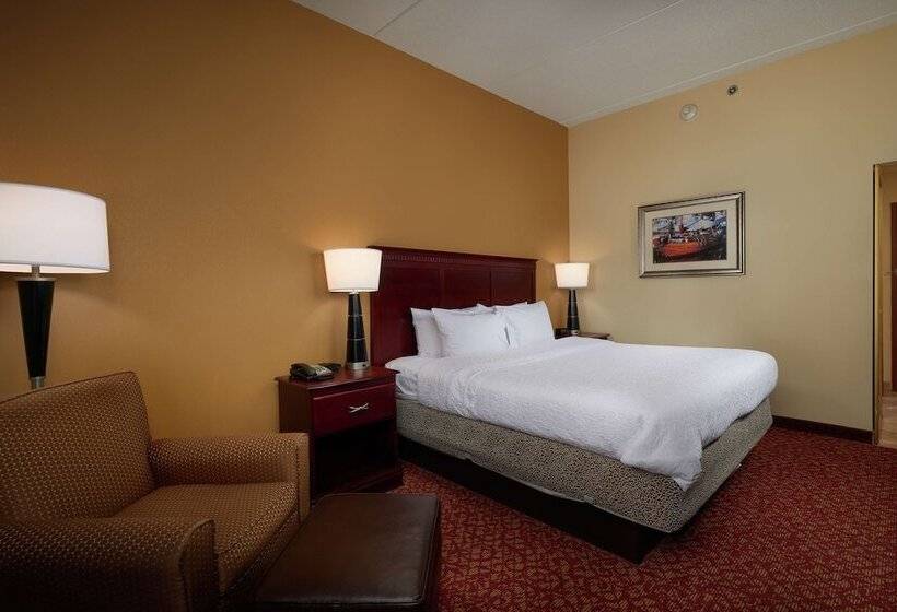 호텔 Hampton Inn Newport Newsyorktown