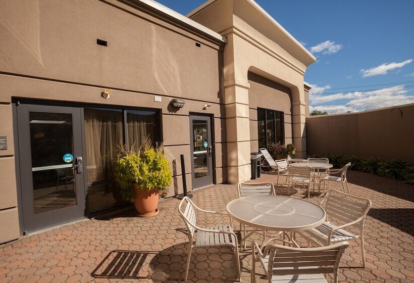 酒店 Hampton Inn Oneonta