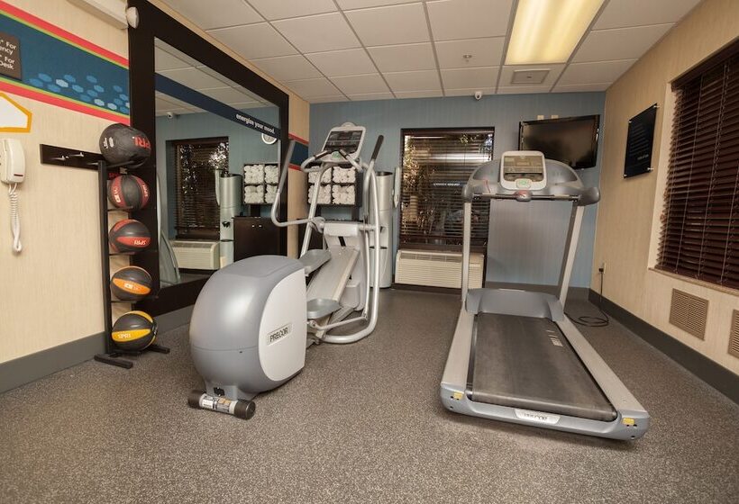 酒店 Hampton Inn Oneonta