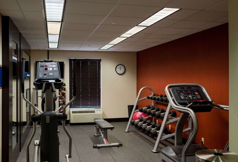 בית מלון כפרי Hampton Inn Oxfordwest