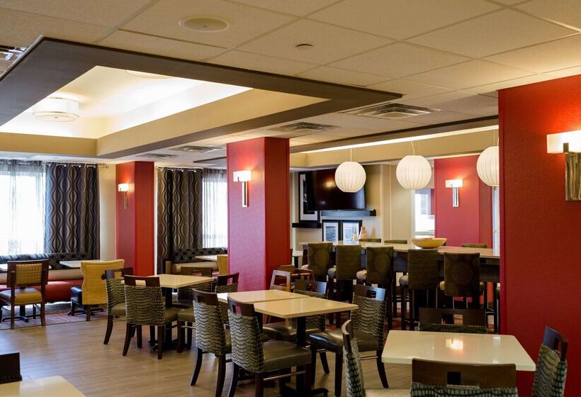 בית מלון כפרי Hampton Inn Oxfordwest