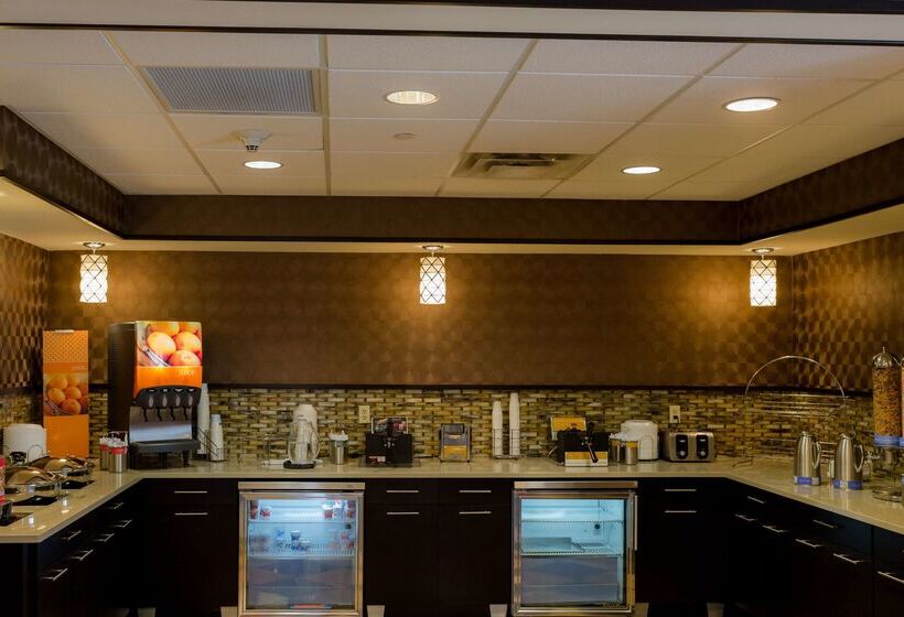 בית מלון כפרי Hampton Inn Oxfordwest