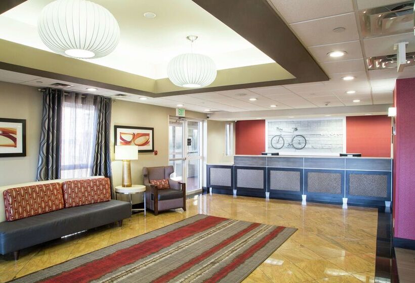 בית מלון כפרי Hampton Inn Oxfordwest
