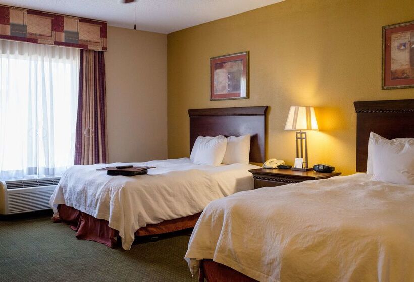 בית מלון כפרי Hampton Inn Oxfordwest