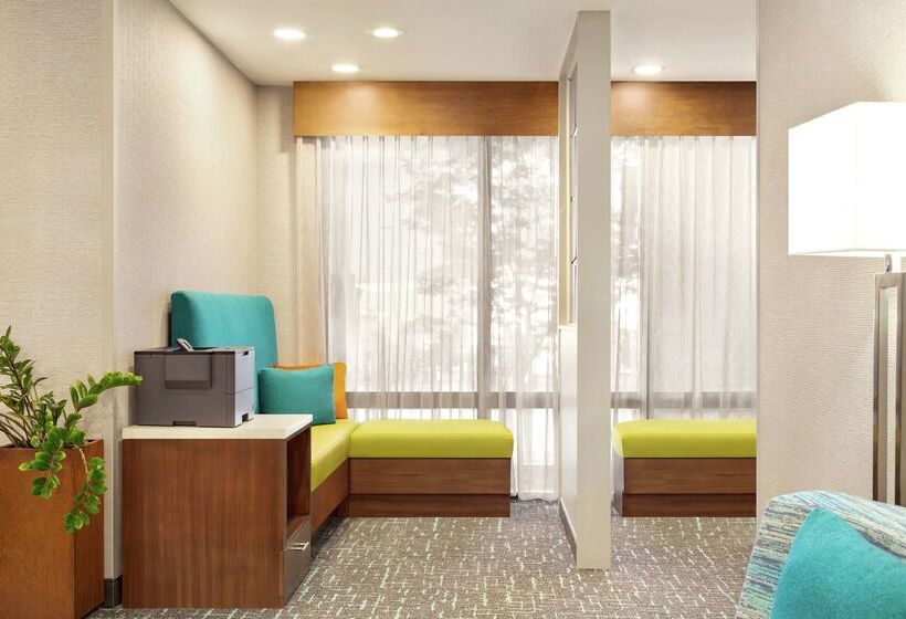 Отель Hampton Inn Paris