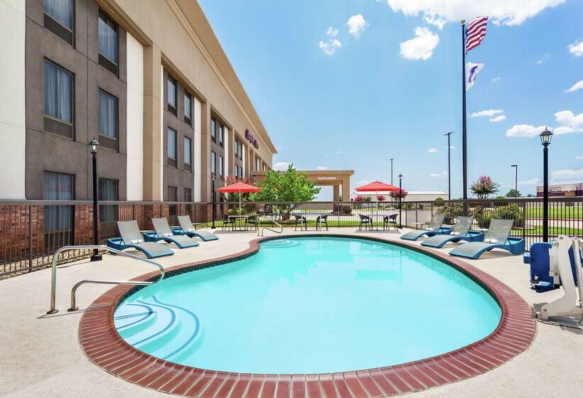 Отель Hampton Inn Paris