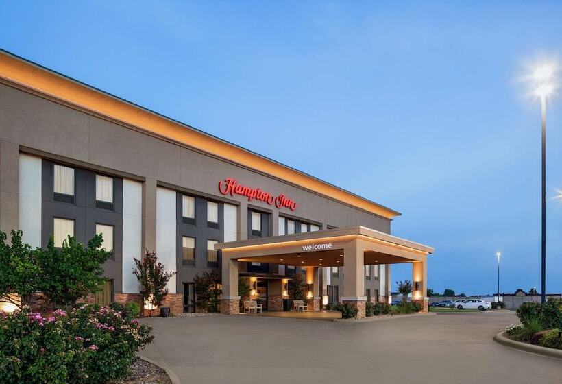 Отель Hampton Inn Paris