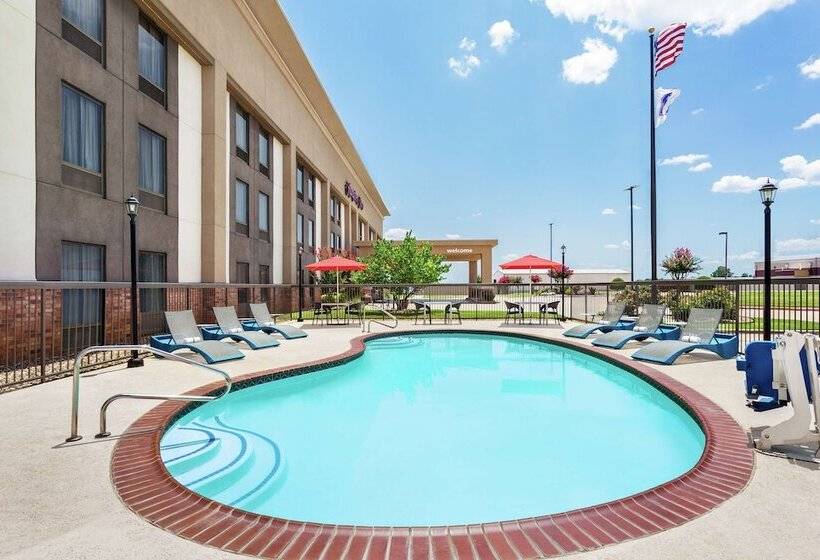 Отель Hampton Inn Paris