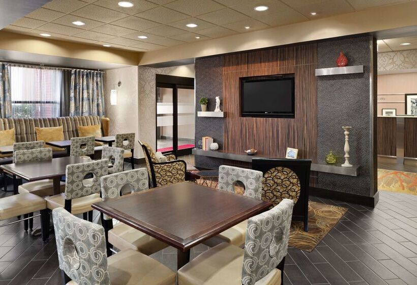 فندق Hampton Inn Pell City
