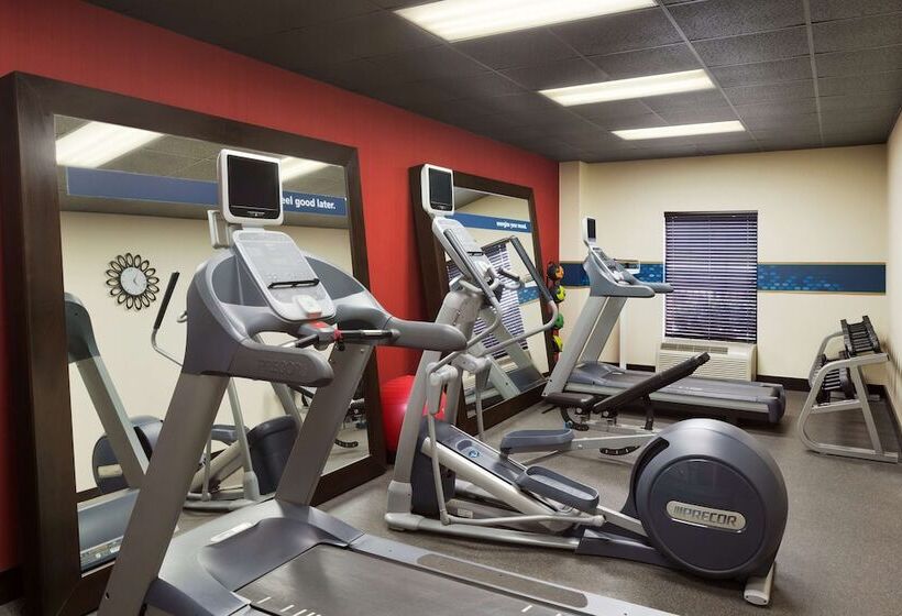 فندق Hampton Inn Pell City