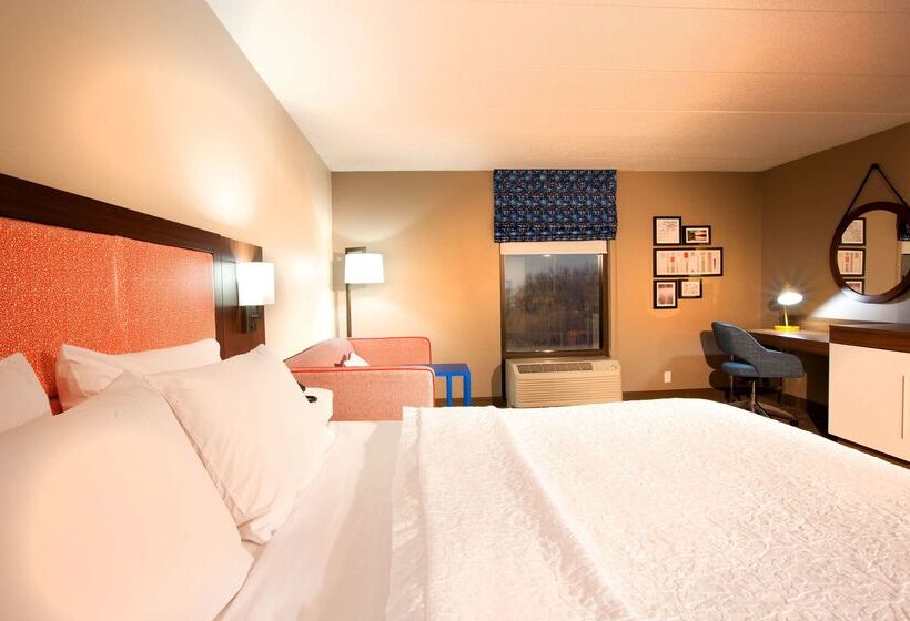 فندق Hampton Inn Pennsville